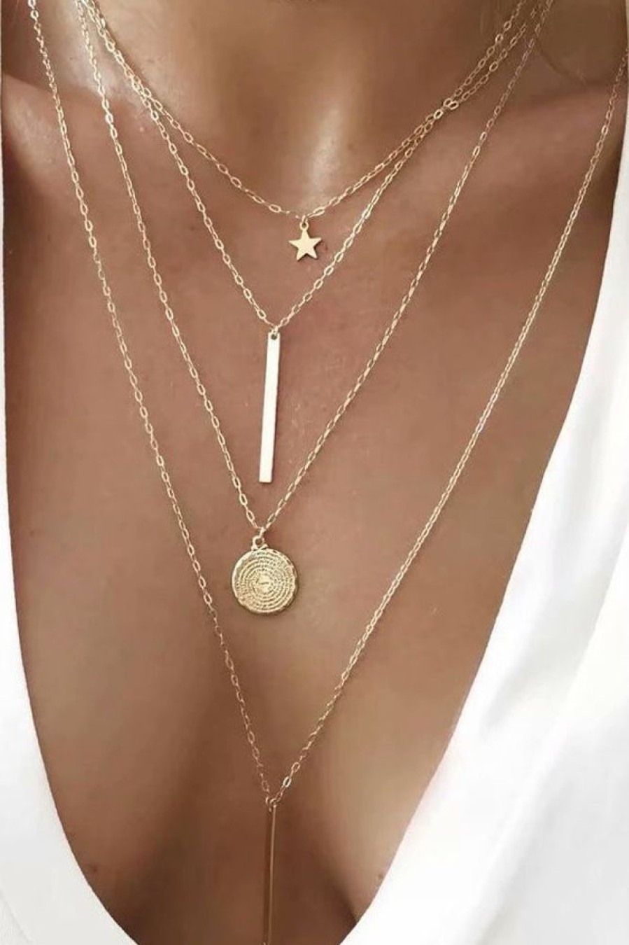 Women Beachsissi | Round Pendant Star Charm Layered Chain Necklace Gold